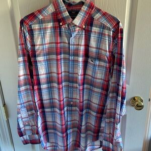 Vineyard Vines dress shirt